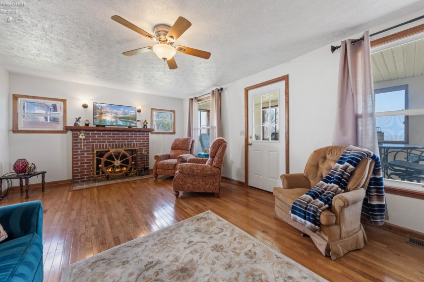 16 Oakwood Avenue, Huron, 44839, 3 Bedrooms Bedrooms, ,2 BathroomsBathrooms,Residential,For Sale,Oakwood,20261470