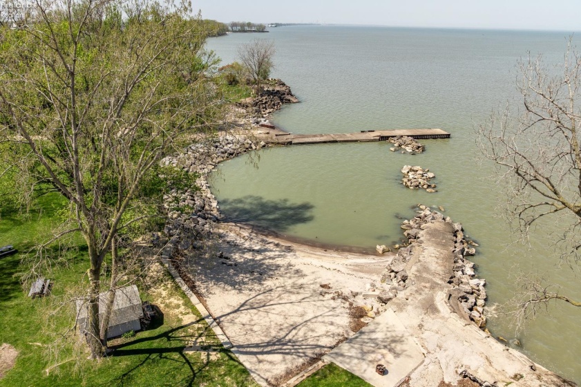 16 Oakwood Avenue, Huron, 44839, 3 Bedrooms Bedrooms, ,2 BathroomsBathrooms,Residential,For Sale,Oakwood,20261470