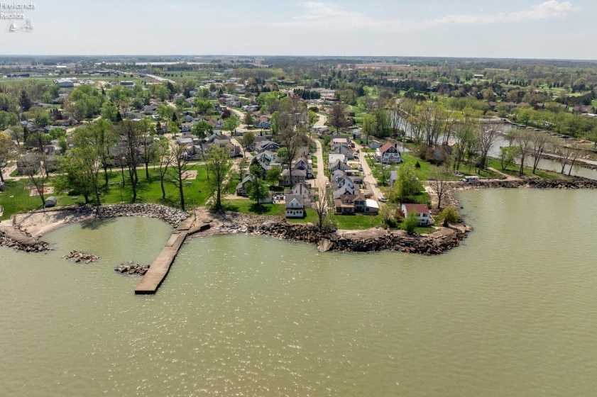 16 Oakwood Avenue, Huron, 44839, 3 Bedrooms Bedrooms, ,2 BathroomsBathrooms,Residential,For Sale,Oakwood,20261470