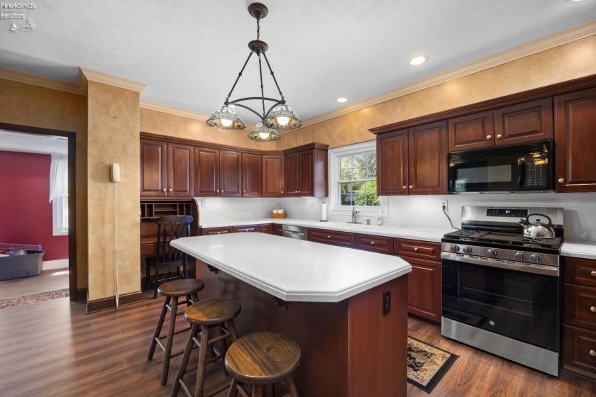 17 Main Street, Berlin Heights, 44814, 3 Bedrooms Bedrooms, ,2 BathroomsBathrooms,Residential,For Sale,Main,20261474