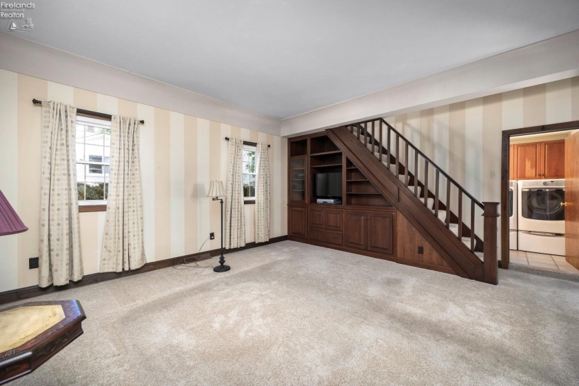 17 Main Street, Berlin Heights, 44814, 3 Bedrooms Bedrooms, ,2 BathroomsBathrooms,Residential,For Sale,Main,20261474