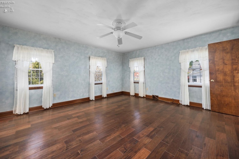 17 Main Street, Berlin Heights, 44814, 3 Bedrooms Bedrooms, ,2 BathroomsBathrooms,Residential,For Sale,Main,20261474