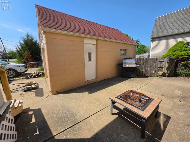 1709 Sandusky Street, Sandusky, 44870, 3 Bedrooms Bedrooms, ,2 BathroomsBathrooms,Residential,For Sale,Sandusky,20261433