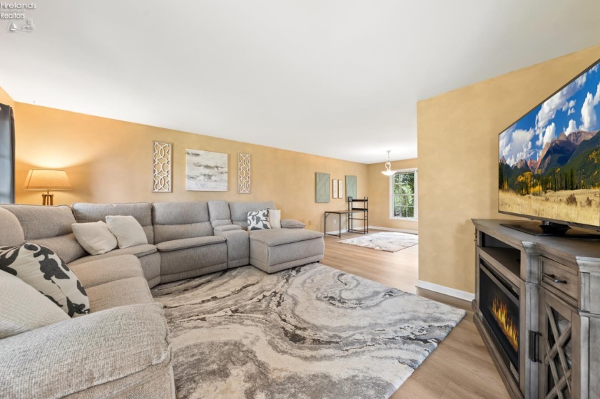 4518 Island Pines Drive, Port Clinton, 43452, 3 Bedrooms Bedrooms, ,3 BathroomsBathrooms,Residential,For Sale,Island Pines,20261471