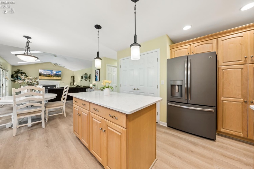 4518 Island Pines Drive, Port Clinton, 43452, 3 Bedrooms Bedrooms, ,3 BathroomsBathrooms,Residential,For Sale,Island Pines,20261471