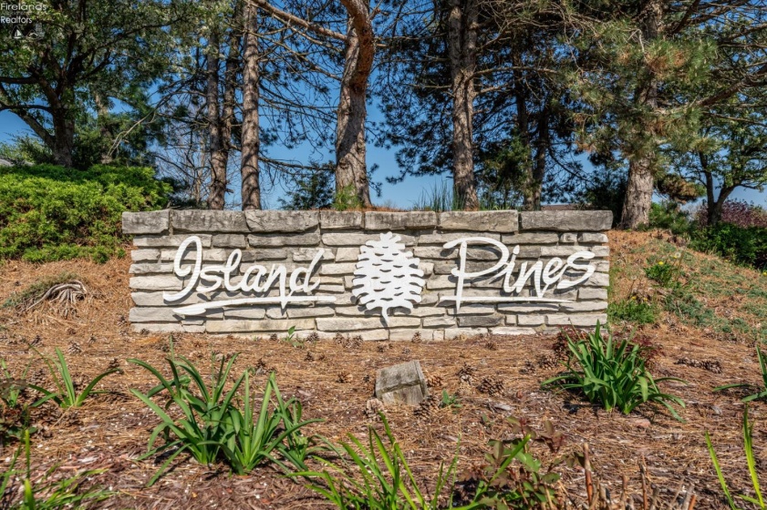 4518 Island Pines Drive, Port Clinton, 43452, 3 Bedrooms Bedrooms, ,3 BathroomsBathrooms,Residential,For Sale,Island Pines,20261471