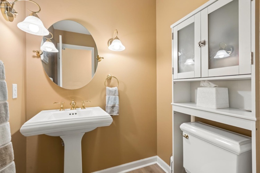 4518 Island Pines Drive, Port Clinton, 43452, 3 Bedrooms Bedrooms, ,3 BathroomsBathrooms,Residential,For Sale,Island Pines,20261471