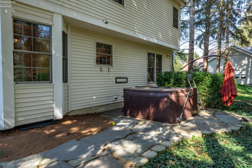 4518 Island Pines Drive, Port Clinton, 43452, 3 Bedrooms Bedrooms, ,3 BathroomsBathrooms,Residential,For Sale,Island Pines,20261471