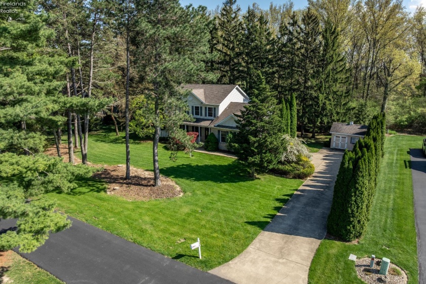 4518 Island Pines Drive, Port Clinton, 43452, 3 Bedrooms Bedrooms, ,3 BathroomsBathrooms,Residential,For Sale,Island Pines,20261471