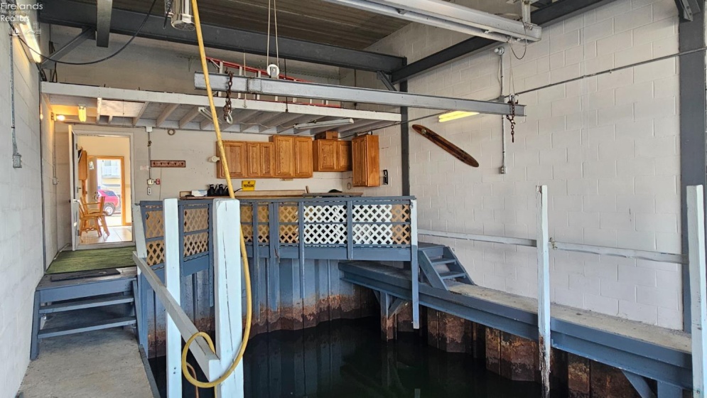 808 Curran St, Sandusky, 44870, 2 Bedrooms Bedrooms, ,2 BathroomsBathrooms,Residential,For Sale,Curran St,20261450