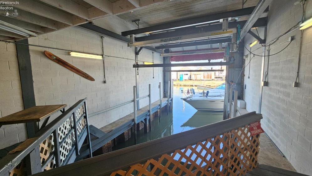 808 Curran St, Sandusky, 44870, 2 Bedrooms Bedrooms, ,2 BathroomsBathrooms,Residential,For Sale,Curran St,20261450