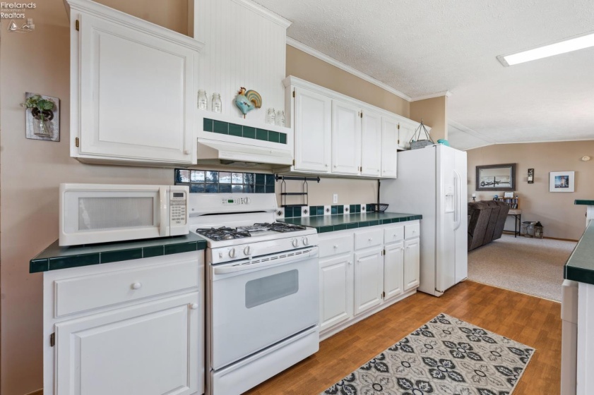 1664 Coldwater Crossing Road, Marblehead, 43440, 3 Bedrooms Bedrooms, ,2 BathroomsBathrooms,Residential,For Sale,Coldwater Crossing,20261363