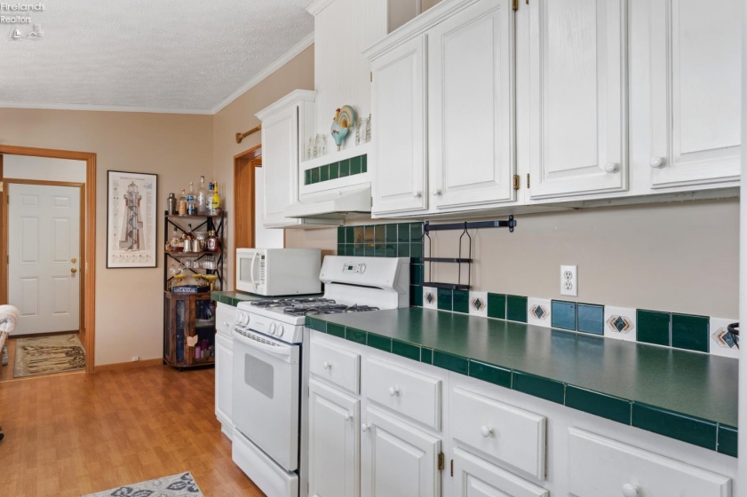 1664 Coldwater Crossing Road, Marblehead, 43440, 3 Bedrooms Bedrooms, ,2 BathroomsBathrooms,Residential,For Sale,Coldwater Crossing,20261363