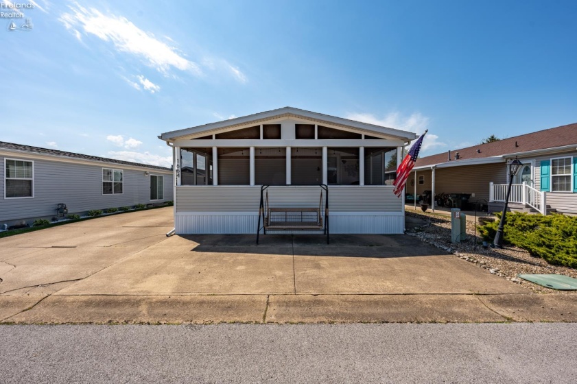 1664 Coldwater Crossing Road, Marblehead, 43440, 3 Bedrooms Bedrooms, ,2 BathroomsBathrooms,Residential,For Sale,Coldwater Crossing,20261363