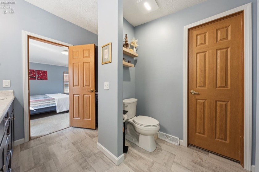 1664 Coldwater Crossing Road, Marblehead, 43440, 3 Bedrooms Bedrooms, ,2 BathroomsBathrooms,Residential,For Sale,Coldwater Crossing,20261363