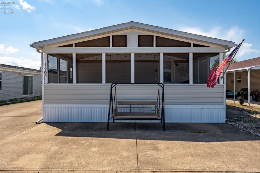 1664 Coldwater Crossing Road, Marblehead, 43440, 3 Bedrooms Bedrooms, ,2 BathroomsBathrooms,Residential,For Sale,Coldwater Crossing,20261363