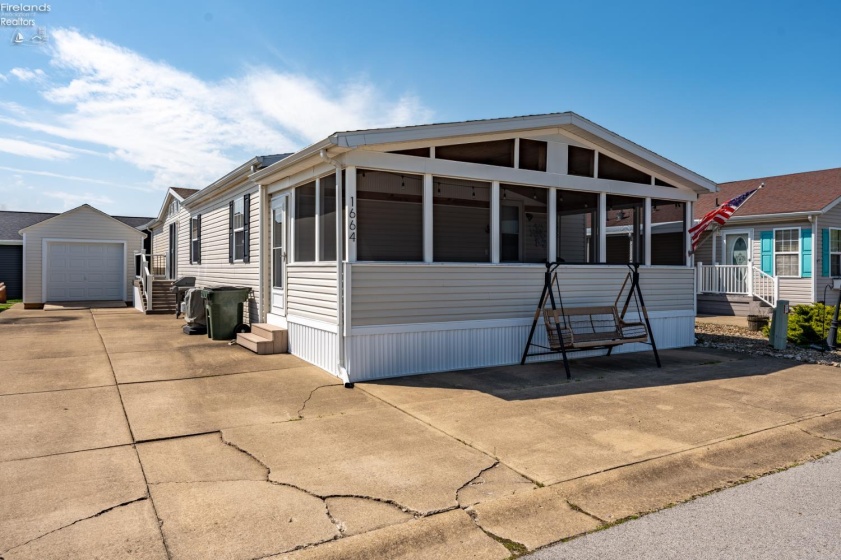 1664 Coldwater Crossing Road, Marblehead, 43440, 3 Bedrooms Bedrooms, ,2 BathroomsBathrooms,Residential,For Sale,Coldwater Crossing,20261363