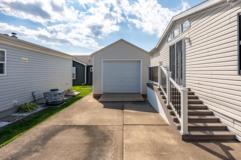 1664 Coldwater Crossing Road, Marblehead, 43440, 3 Bedrooms Bedrooms, ,2 BathroomsBathrooms,Residential,For Sale,Coldwater Crossing,20261363