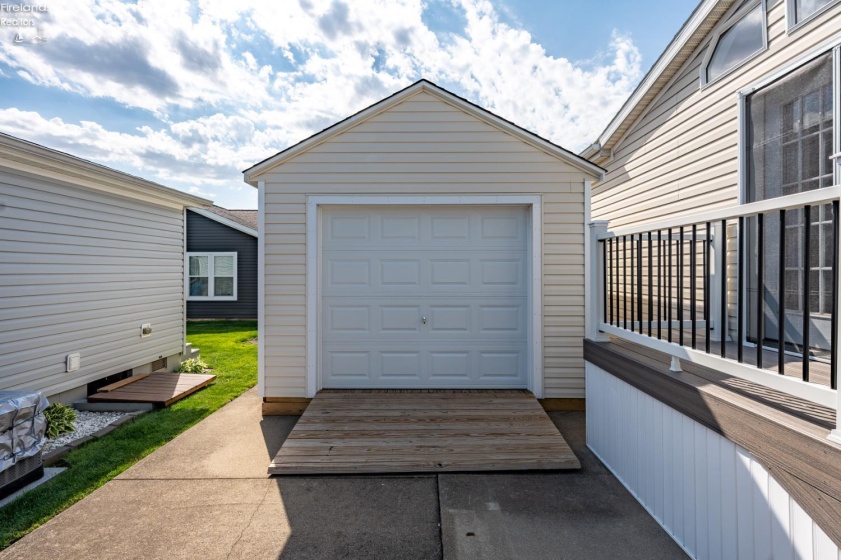 1664 Coldwater Crossing Road, Marblehead, 43440, 3 Bedrooms Bedrooms, ,2 BathroomsBathrooms,Residential,For Sale,Coldwater Crossing,20261363