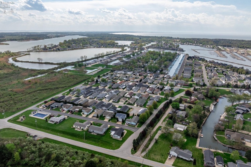 1664 Coldwater Crossing Road, Marblehead, 43440, 3 Bedrooms Bedrooms, ,2 BathroomsBathrooms,Residential,For Sale,Coldwater Crossing,20261363