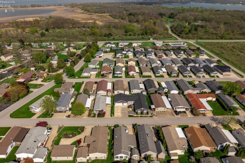 1664 Coldwater Crossing Road, Marblehead, 43440, 3 Bedrooms Bedrooms, ,2 BathroomsBathrooms,Residential,For Sale,Coldwater Crossing,20261363