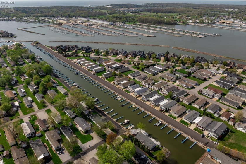 1664 Coldwater Crossing Road, Marblehead, 43440, 3 Bedrooms Bedrooms, ,2 BathroomsBathrooms,Residential,For Sale,Coldwater Crossing,20261363