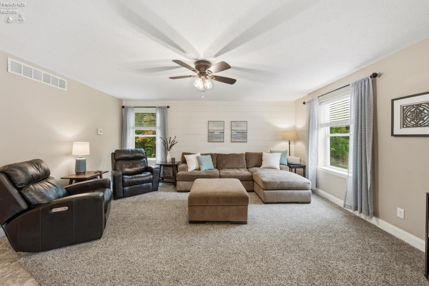 3610 Highland Drive, Port Clinton, 43452, 3 Bedrooms Bedrooms, ,3 BathroomsBathrooms,Residential,For Sale,Highland,20261476