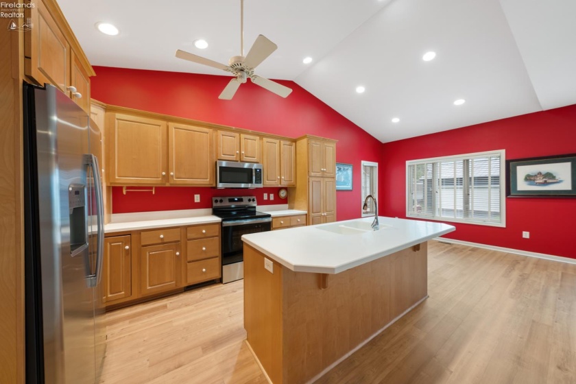 2970 Swift Drive, Port Clinton, 43452, 3 Bedrooms Bedrooms, ,3 BathroomsBathrooms,Residential,For Sale,Swift,20261479