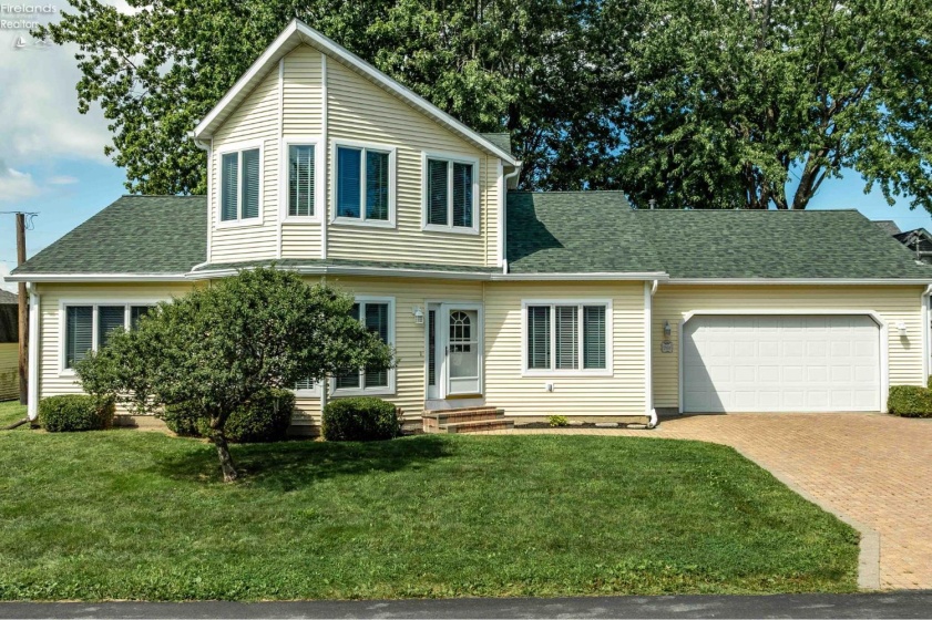 2970 Swift Drive, Port Clinton, 43452, 3 Bedrooms Bedrooms, ,3 BathroomsBathrooms,Residential,For Sale,Swift,20261479