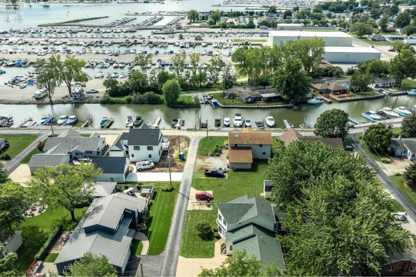 2970 Swift Drive, Port Clinton, 43452, 3 Bedrooms Bedrooms, ,3 BathroomsBathrooms,Residential,For Sale,Swift,20261479