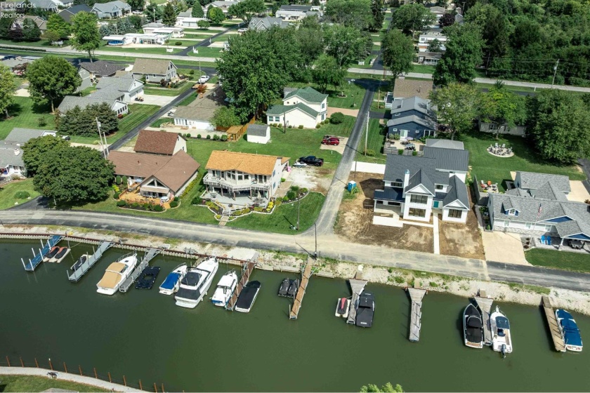 2970 Swift Drive, Port Clinton, 43452, 3 Bedrooms Bedrooms, ,3 BathroomsBathrooms,Residential,For Sale,Swift,20261479