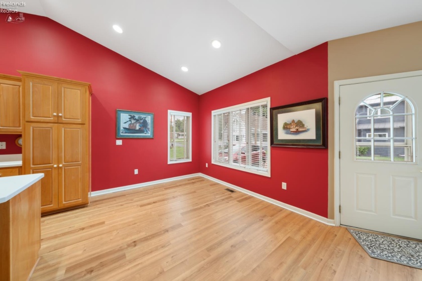 2970 Swift Drive, Port Clinton, 43452, 3 Bedrooms Bedrooms, ,3 BathroomsBathrooms,Residential,For Sale,Swift,20261479