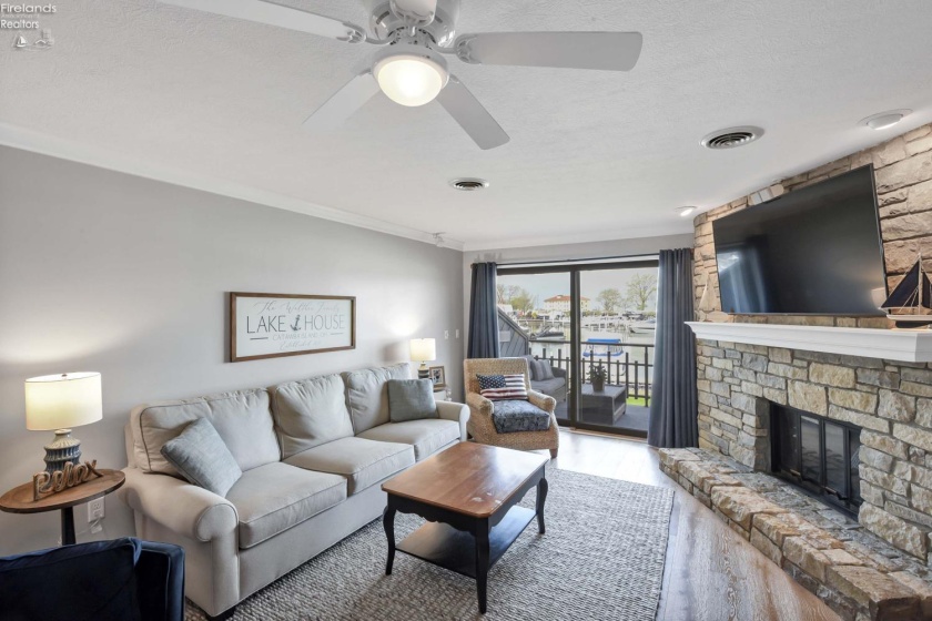 3094 Marina View Drive, Port Clinton, 43452, 2 Bedrooms Bedrooms, ,2 BathroomsBathrooms,Residential,For Sale,Marina View,20261426