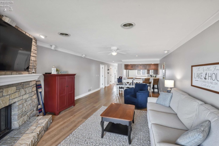 3094 Marina View Drive, Port Clinton, 43452, 2 Bedrooms Bedrooms, ,2 BathroomsBathrooms,Residential,For Sale,Marina View,20261426