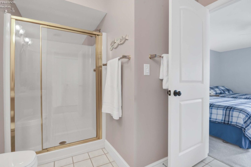 3094 Marina View Drive, Port Clinton, 43452, 2 Bedrooms Bedrooms, ,2 BathroomsBathrooms,Residential,For Sale,Marina View,20261426