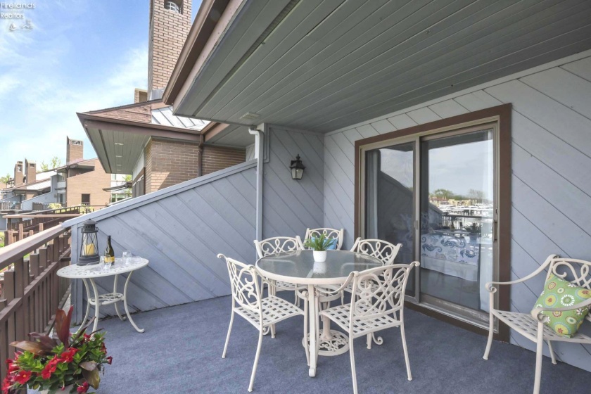 3094 Marina View Drive, Port Clinton, 43452, 2 Bedrooms Bedrooms, ,2 BathroomsBathrooms,Residential,For Sale,Marina View,20261426