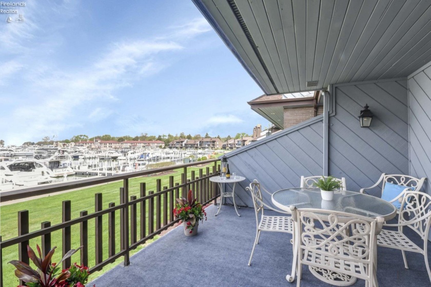 3094 Marina View Drive, Port Clinton, 43452, 2 Bedrooms Bedrooms, ,2 BathroomsBathrooms,Residential,For Sale,Marina View,20261426