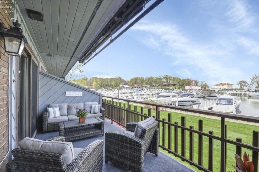 3094 Marina View Drive, Port Clinton, 43452, 2 Bedrooms Bedrooms, ,2 BathroomsBathrooms,Residential,For Sale,Marina View,20261426