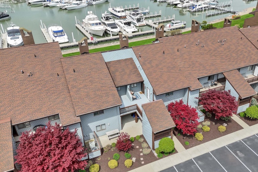 3094 Marina View Drive, Port Clinton, 43452, 2 Bedrooms Bedrooms, ,2 BathroomsBathrooms,Residential,For Sale,Marina View,20261426