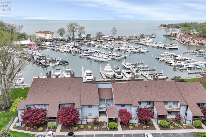 3094 Marina View Drive, Port Clinton, 43452, 2 Bedrooms Bedrooms, ,2 BathroomsBathrooms,Residential,For Sale,Marina View,20261426