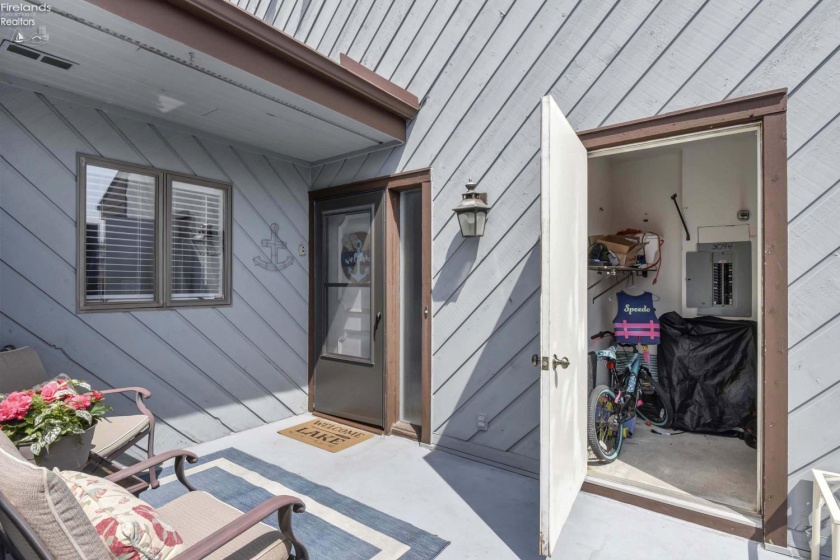 3094 Marina View Drive, Port Clinton, 43452, 2 Bedrooms Bedrooms, ,2 BathroomsBathrooms,Residential,For Sale,Marina View,20261426