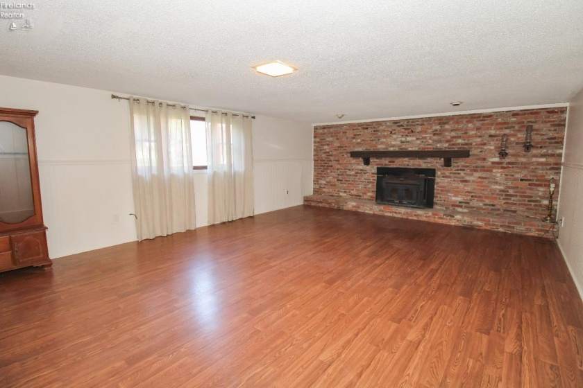 203 Depot Street, Castalia, 44824, 6 Bedrooms Bedrooms, ,4 BathroomsBathrooms,Residential,For Sale,Depot,20261300