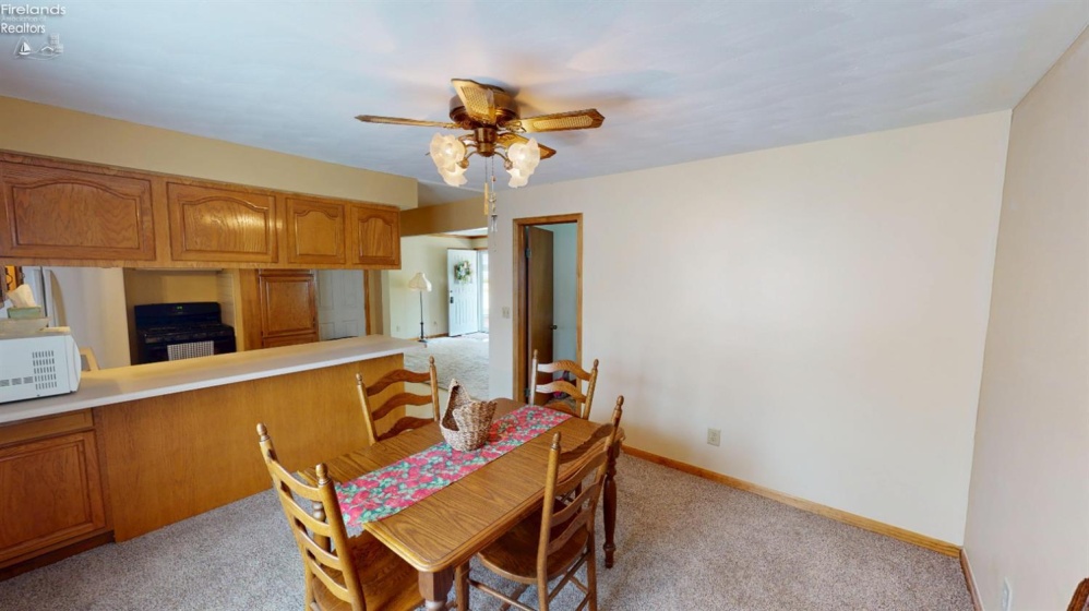 130 Vine Street, Clyde, 43410, 3 Bedrooms Bedrooms, ,1 BathroomBathrooms,Residential,For Sale,Vine,20261459