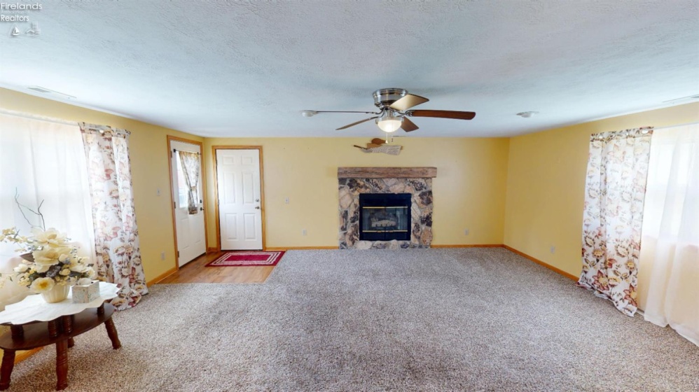 130 Vine Street, Clyde, 43410, 3 Bedrooms Bedrooms, ,1 BathroomBathrooms,Residential,For Sale,Vine,20261459