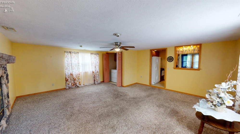 130 Vine Street, Clyde, 43410, 3 Bedrooms Bedrooms, ,1 BathroomBathrooms,Residential,For Sale,Vine,20261459