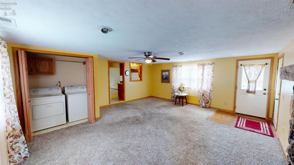 130 Vine Street, Clyde, 43410, 3 Bedrooms Bedrooms, ,1 BathroomBathrooms,Residential,For Sale,Vine,20261459