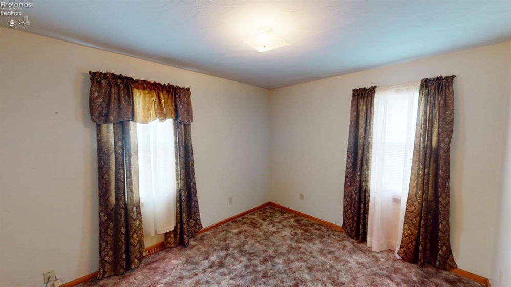 130 Vine Street, Clyde, 43410, 3 Bedrooms Bedrooms, ,1 BathroomBathrooms,Residential,For Sale,Vine,20261459