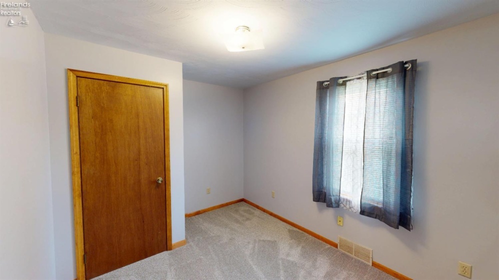 130 Vine Street, Clyde, 43410, 3 Bedrooms Bedrooms, ,1 BathroomBathrooms,Residential,For Sale,Vine,20261459