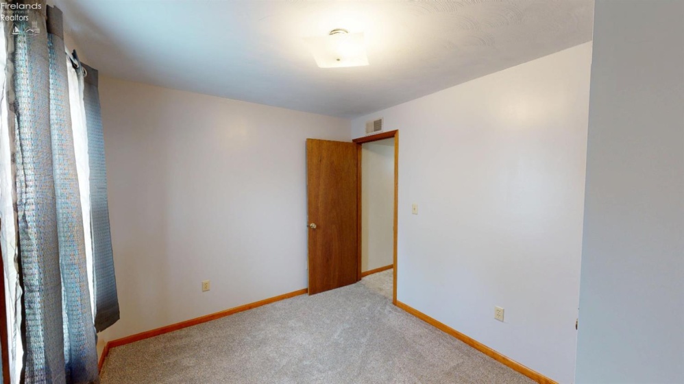 130 Vine Street, Clyde, 43410, 3 Bedrooms Bedrooms, ,1 BathroomBathrooms,Residential,For Sale,Vine,20261459