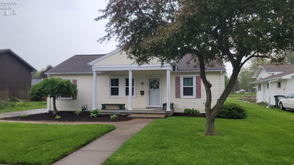 130 Vine Street, Clyde, 43410, 3 Bedrooms Bedrooms, ,1 BathroomBathrooms,Residential,For Sale,Vine,20261459